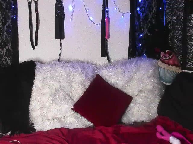 Live sex webcam photo for CarlaCoox #270319043