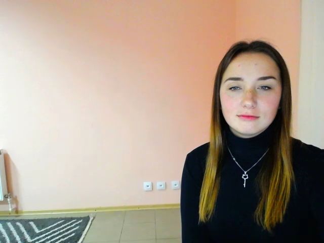 Live sex webcam photo for Candy4Love_ #270300272