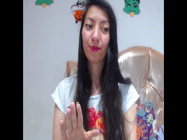 Live sex webcam photo for Kaymilf #270314560