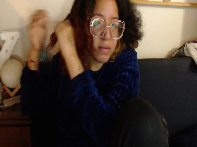Live sex webcam photo for Sammy_00 #270112344