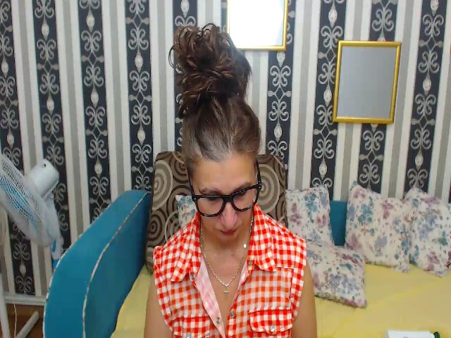 Live sex webcam photo for JennaMature #270150566