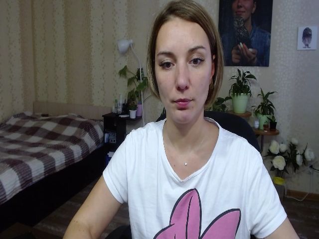 Live sex webcam photo for Emi_lywild #270211169