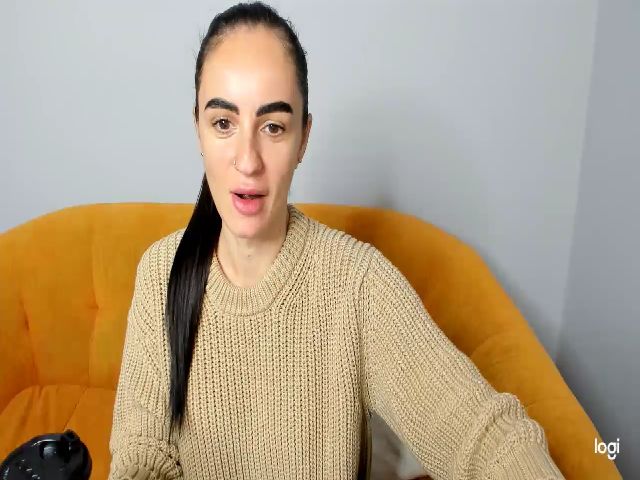 Live sex webcam photo for YourMissMasha #270176313