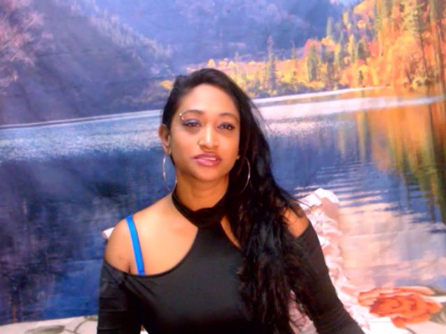 Live sex webcam photo for Indianspicey #270272245