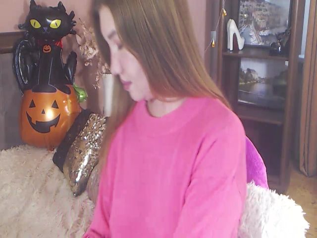 Live sex webcam photo for Kelly7B #270229416