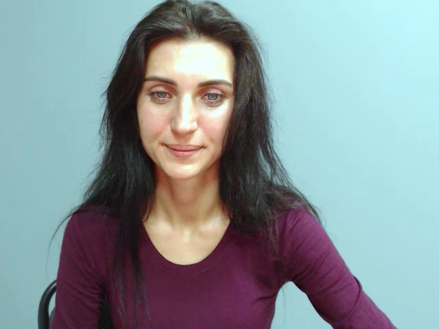 Live sex webcam photo for Miss_Vivian #270134521