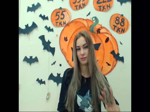Live sex webcam photo for Likakisses #270129865