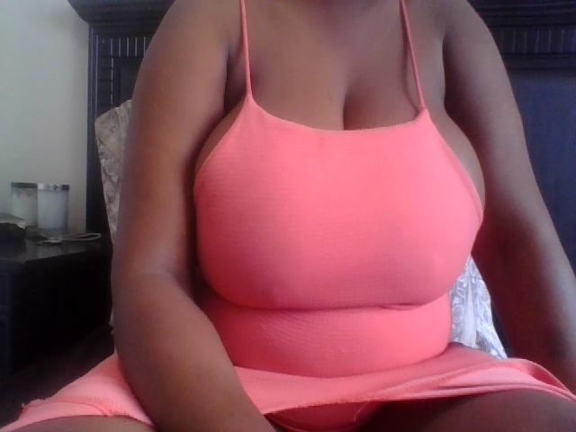 Live sex webcam photo for TheMajestibbb #270220858