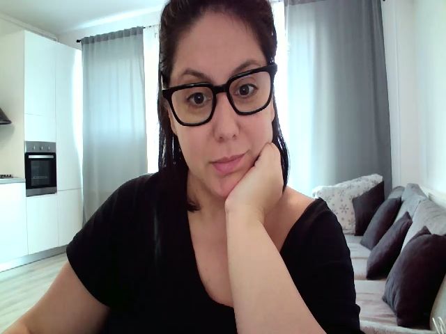 Live sex webcam photo for SILKYWOMAN #270233394