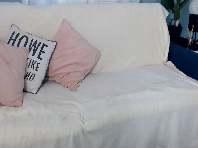 Live sex webcam photo for AviAngel #270175176