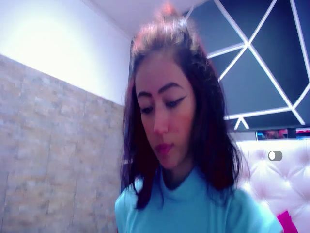 Live sex webcam photo for Leyla_onix #270300045