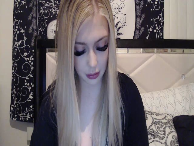 Live sex webcam photo for AshleyMarina #270136215