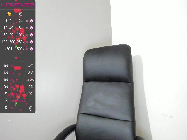 Live sex webcam photo for aami_love #270311781