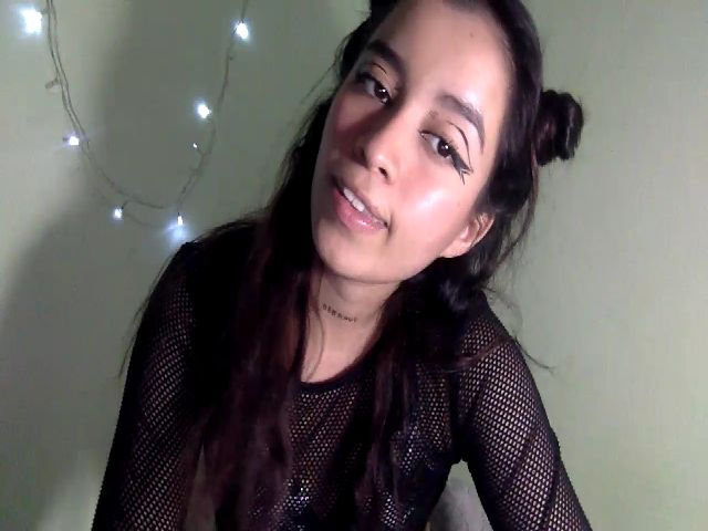 Live sex webcam photo for tinquerbell69 #270129053