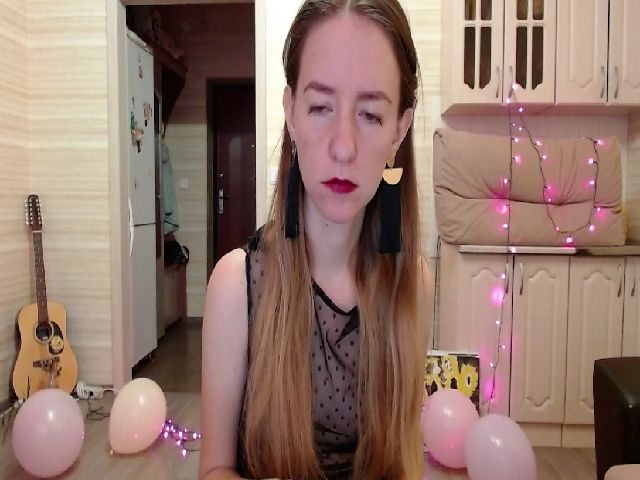 Live sex webcam photo for EmmRose #270140515