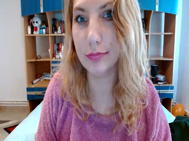 Live sex webcam photo for ClumzyNimpho #270227519