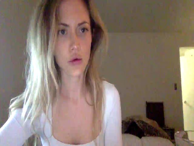 Live sex webcam photo for Fire_Sign1 #270153067