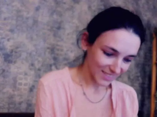 Live sex webcam photo for KariNeal #270482639