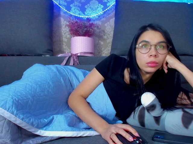 Live sex webcam photo for Vero19nika #270482391