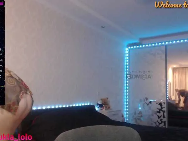 Live sex webcam photo for Liliya010 #270481683