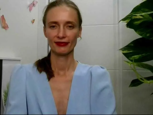 Live sex webcam photo for CelesteKissab #270483022