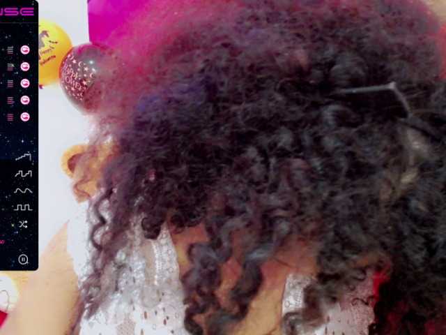 Live sex webcam photo for ANGELROOSE #270423091