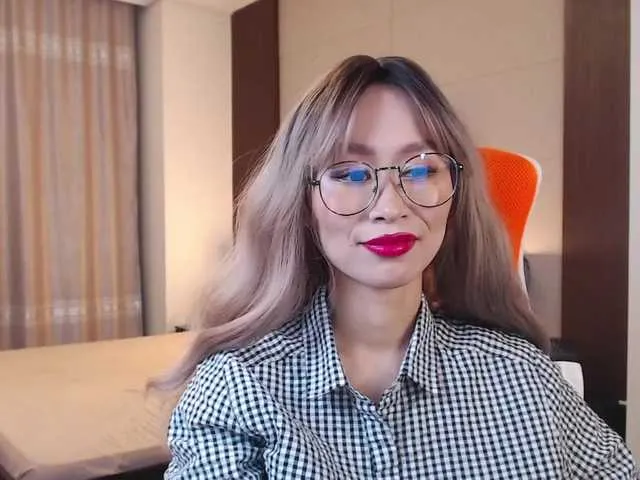 Live sex webcam photo for LiuSeon #270422089