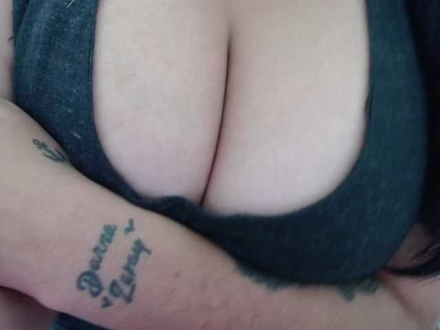 Live sex webcam photo for lirioR #270482828