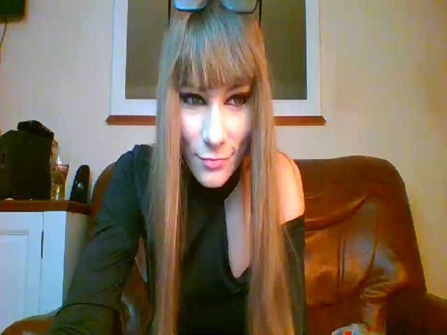 Live sex webcam photo for Terra1123 #270402904