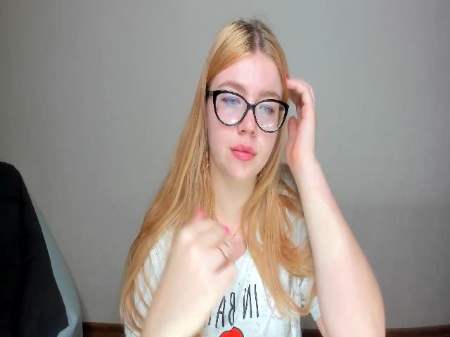 Live sex webcam photo for milafix #270553100