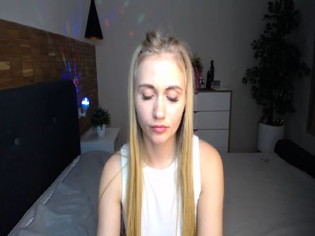 Live sex webcam photo for MELANI_A #270496975