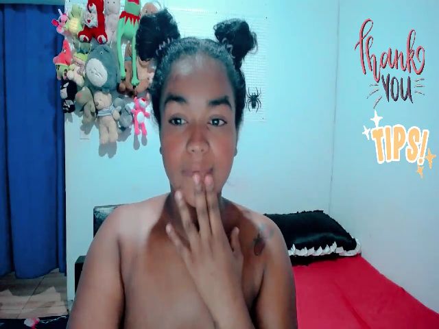 Live sex webcam photo for xxiomy_ #270458044