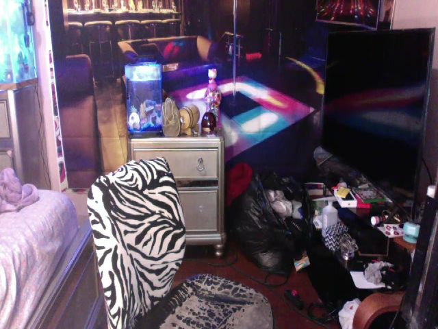 Live sex webcam photo for CubanaBoricua #270360931