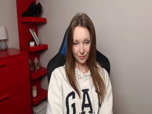 Live sex webcam photo for Little_ZOE #270406163