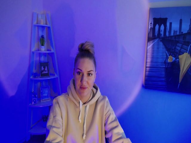 Live sex webcam photo for Likainflower #270403234