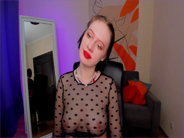 Live sex webcam photo for April_bb #270457951