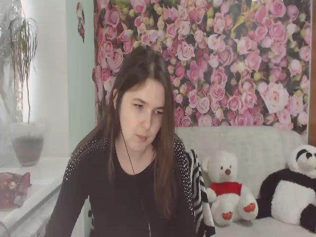 Live sex webcam photo for LiliBrendon #270425303