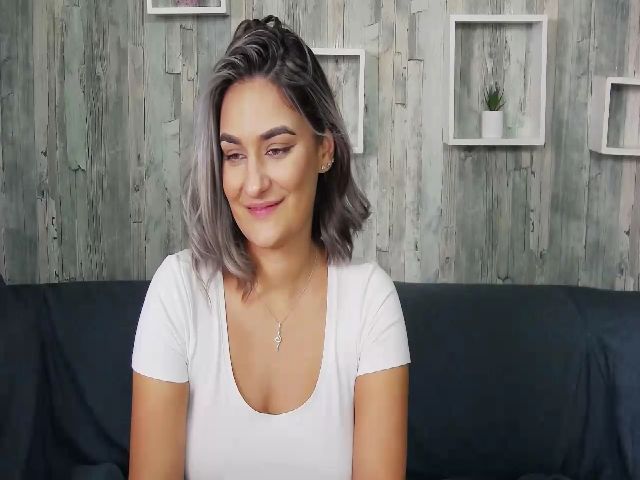 Live sex webcam photo for SecretAmber #270469535