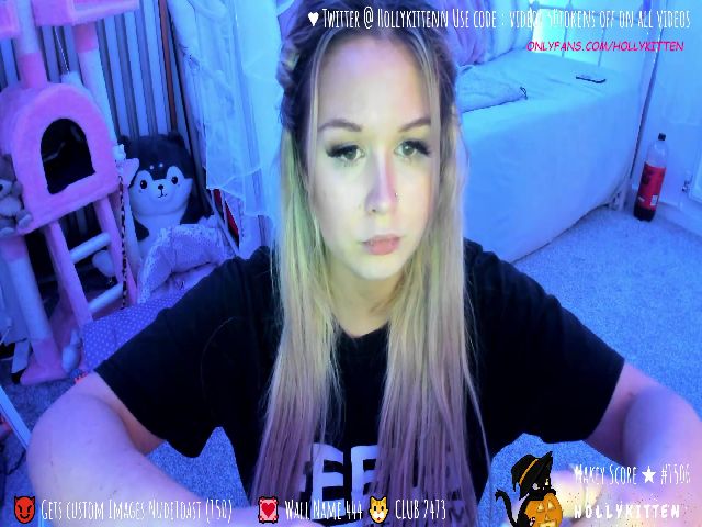 Live sex webcam photo for Hollykittenn #270535156