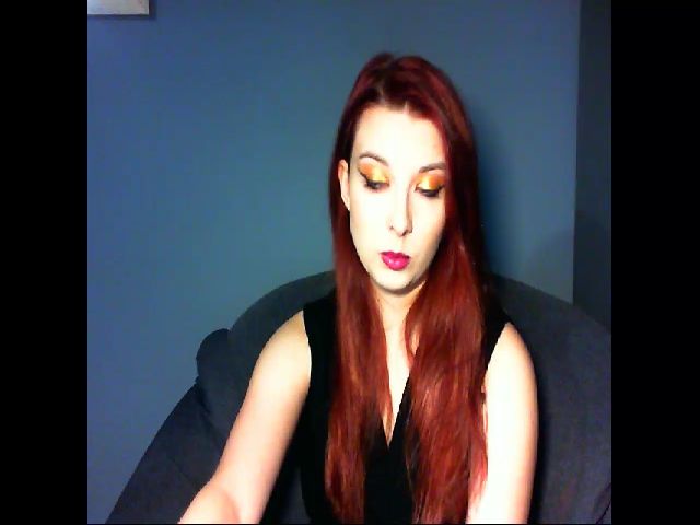 Live sex webcam photo for VirginLuna18 #270431271