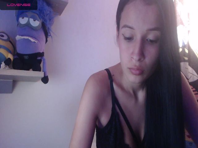 Live sex webcam photo for Mariana__Cute #270459037