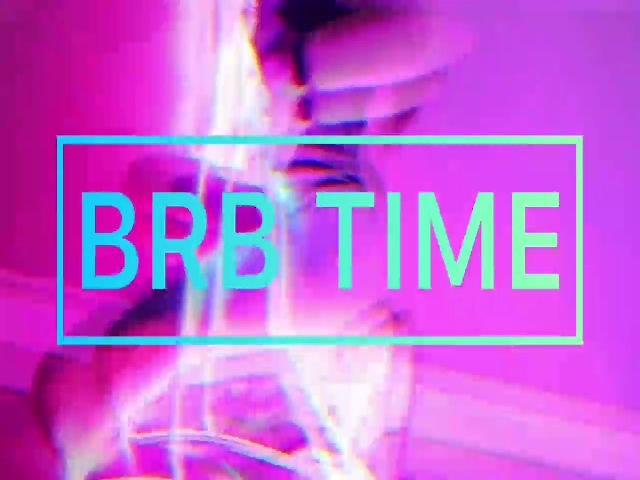 Live sex webcam photo for LisaMellow #270436309