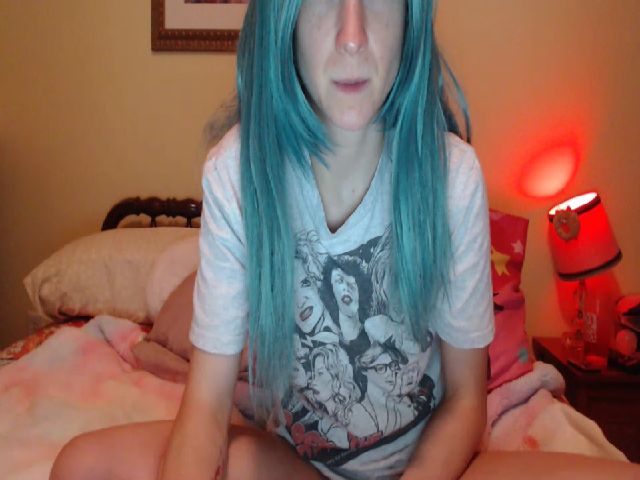 Live sex webcam photo for xKawaiiQueenx #270373956