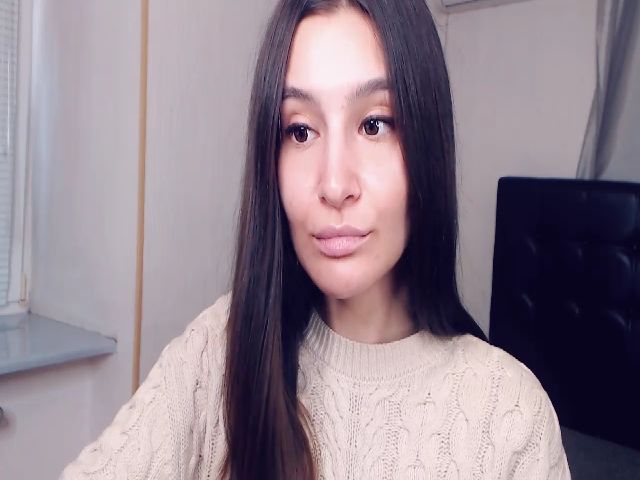 Live sex webcam photo for Asoll77 #270398219