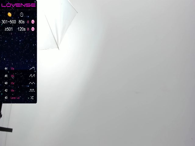 Live sex webcam photo for Naughty_Milf #270464988