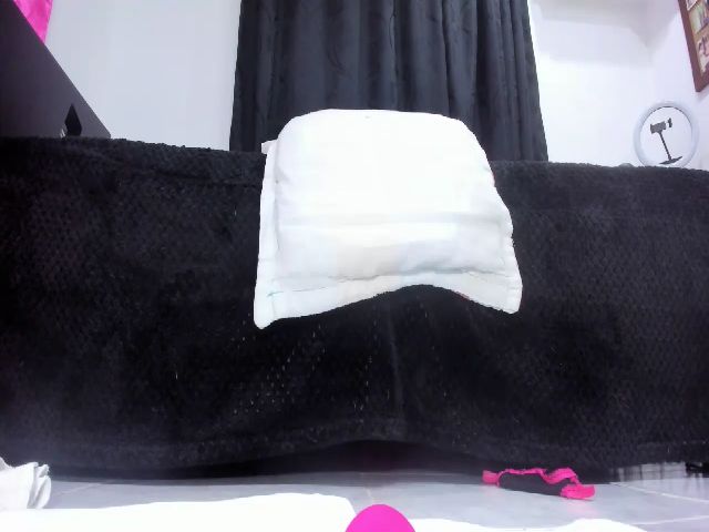 Live sex webcam photo for Maturehard #270356701