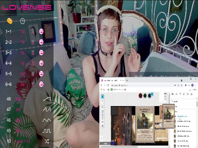 Live sex webcam photo for LunaOddityX #270411236