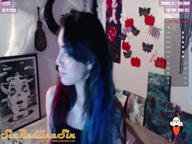 Live sex webcam photo for SinRedlineSin #270323319