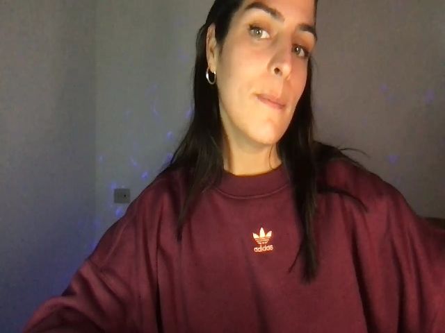 Live sex webcam photo for Cami_coquine #270489938