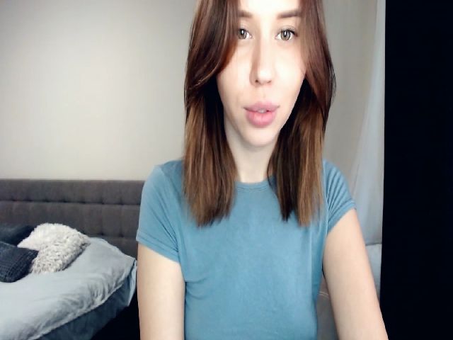 Live sex webcam photo for MiniDivaa #270396445